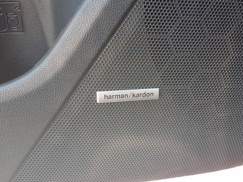 New 2025 Subaru Crosstrek 2.5i Limited w/ Crosstrek Mirror Package image 16