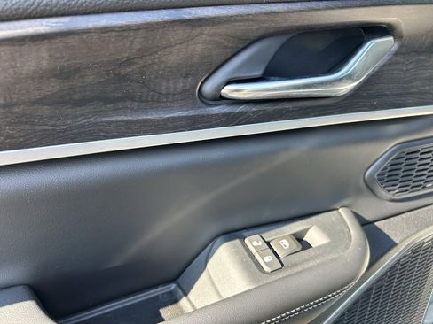 New 2026 Jeep Grand Cherokee Limited image 25