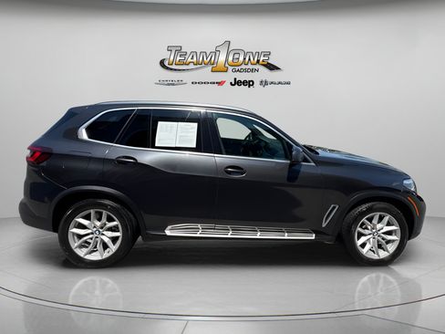 Used 2023 BMW X5 xDrive40i w/ Premium Package AWD/4WD image 9