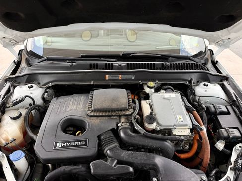 Used 2018 Ford Fusion SE w/ Equipment Group 602A FWD image 34