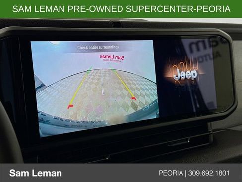 Used 2024 Jeep Wrangler Sport S image 13