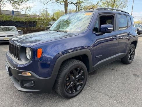 Used 2017 Jeep Renegade Altitude AWD/4WD image 1