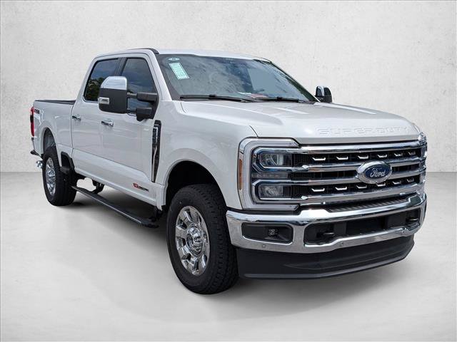 New 2025 Ford F250 4x4 Crew Cab Super Duty image 6