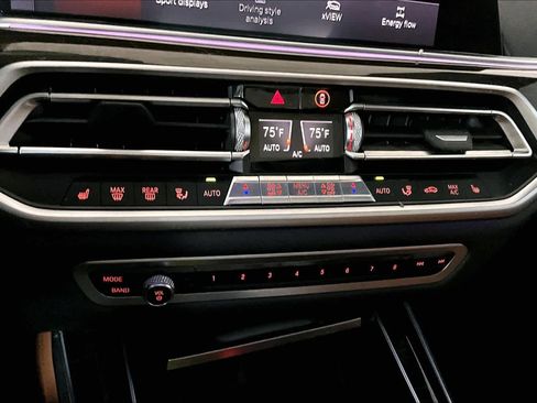 Used 2019 BMW X5 xDrive40i w/ M Sport Package image 33