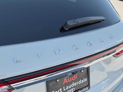 Used 2023 Lincoln Corsair Reserve w/ Jet Appearance Package image 10