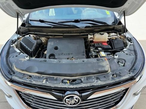 Used 2023 Buick Enclave Essence w/ Experience Buick Package FWD image 12