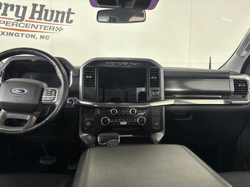 Used 2022 Ford F150 Lariat w/ FX4 Off-Road Package AWD/4WD image 22