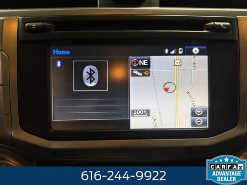 Used 2015 Toyota 4Runner SR5 AWD/4WD image 5