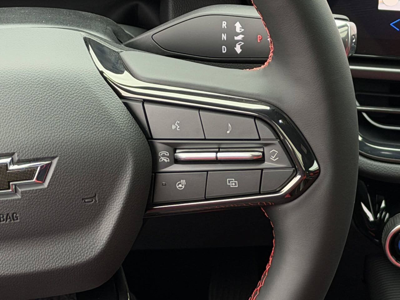New 2026 Chevrolet Equinox EV RS FWD image 14
