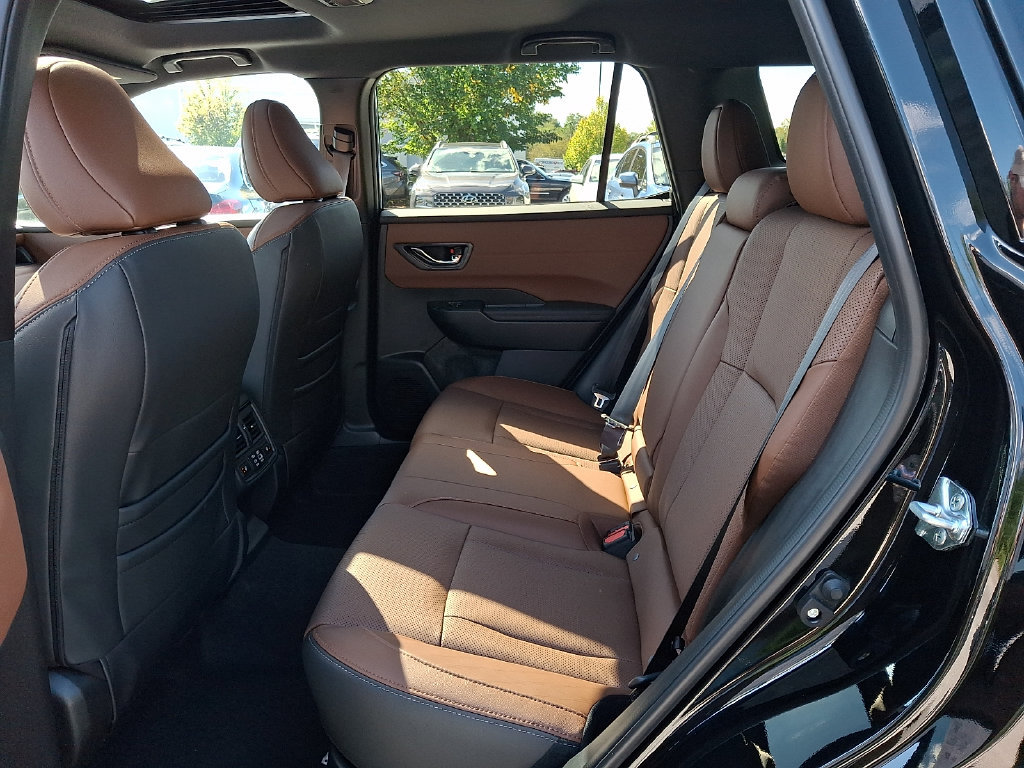 New 2026 Subaru Outback Touring AWD/4WD image 5