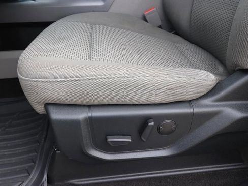 Used 2019 Ford F150 XLT w/ Equipment Group 302A Luxury RWD image 18