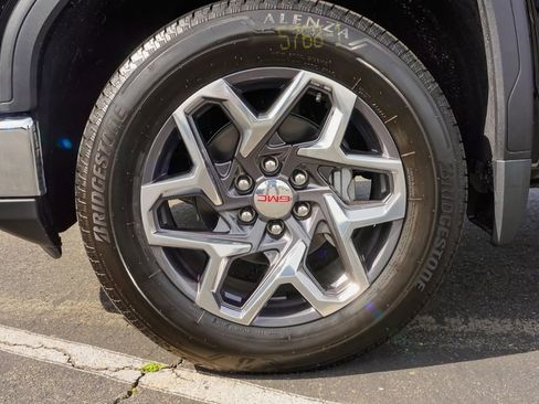 New 2026 GMC Sierra 1500 SLE w/ Max Trailering Package image 7