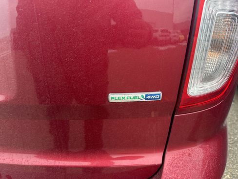 Used 2013 Ford Explorer XLT image 7