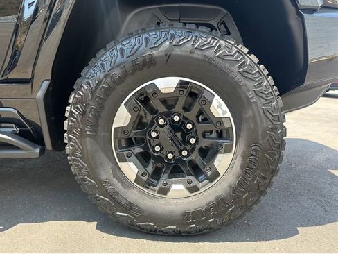 New 2024 GMC Hummer EV 3X w/ Extreme Off-Road Package image 13