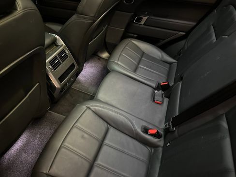 Used 2022 Land Rover Range Rover Sport SE image 11
