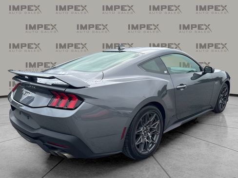 Used 2024 Ford Mustang GT Premium w/ GT Performance Package RWD image 3