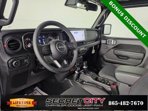 New 2025 Jeep Wrangler Unlimited Rubicon w/ Steel Bumper Group image 11