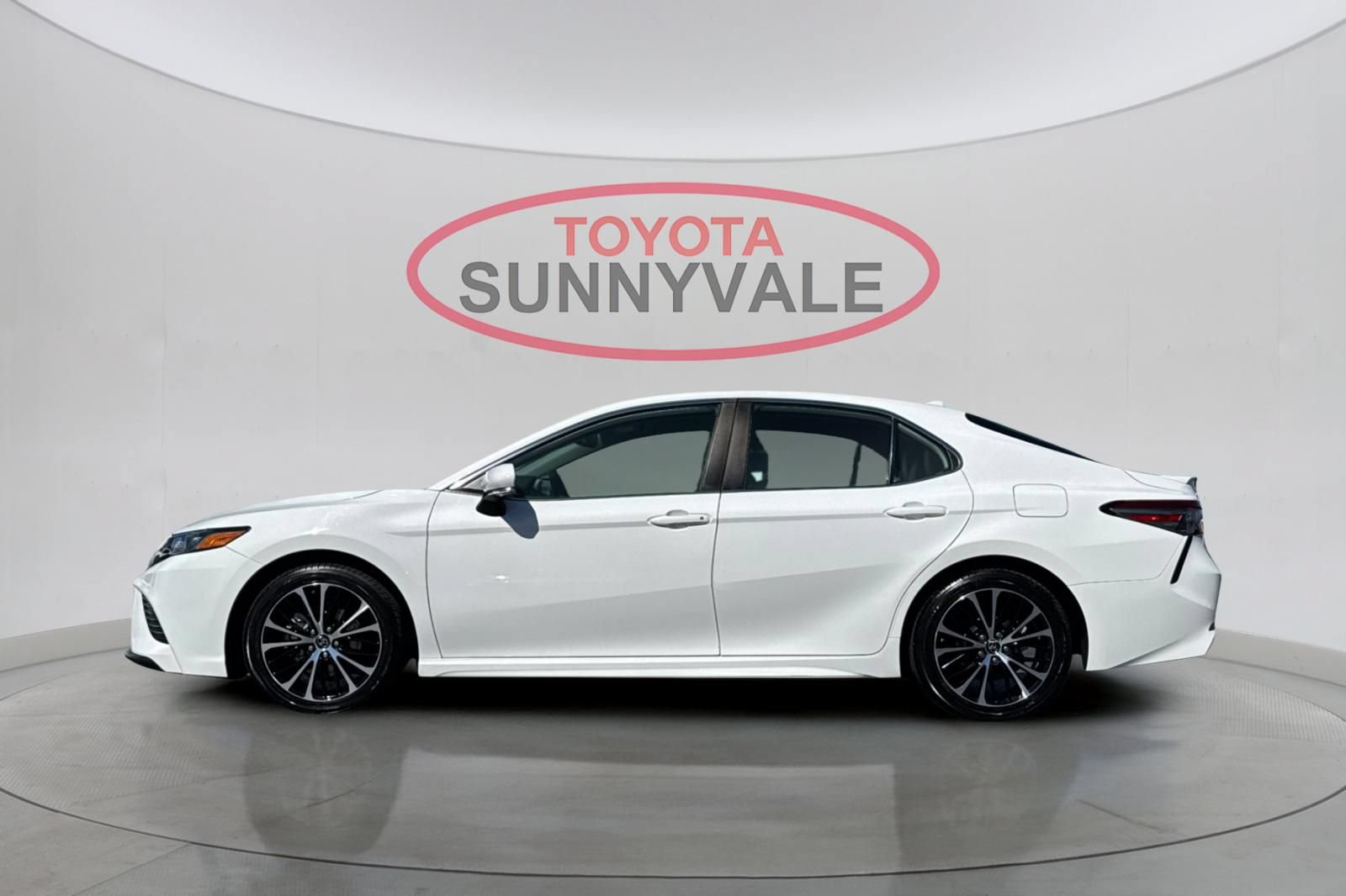 Certified 2019 Toyota Camry SE w/ Convenience Package FWD image 7