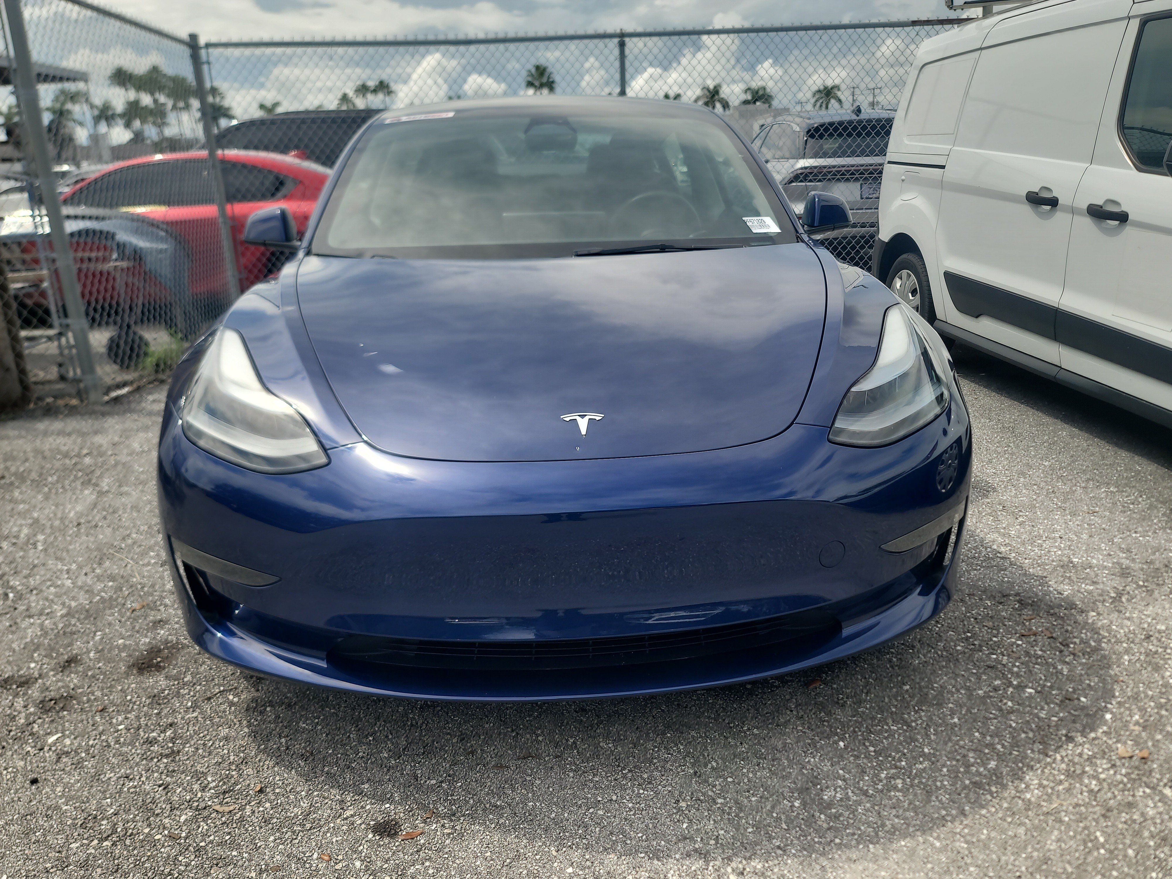 Used 2023 Tesla Model 3 Standard Range RWD image 2