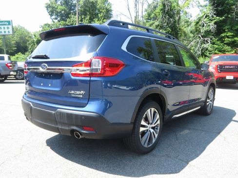 Used 2022 Subaru Ascent Limited image 6