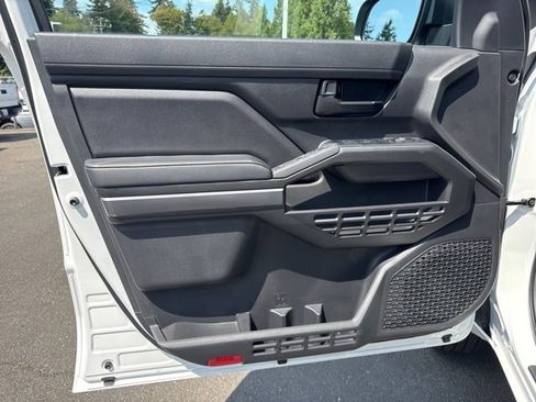 New 2025 Toyota Tacoma SR5 image 12