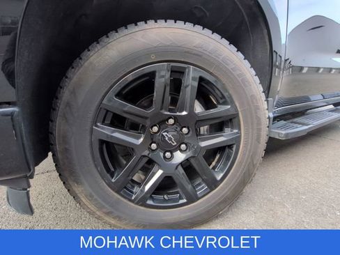 Used 2022 Chevrolet Silverado 1500 Custom w/ LPO, Dark Essentials Package image 33