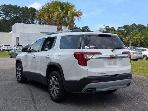 Used 2020 GMC Acadia SLT w/ Driver Alert Package II FWD image 8