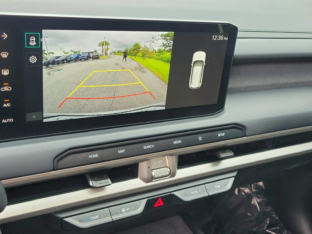 Used 2027 Kia Telluride S w/ Towing Package FWD image 16