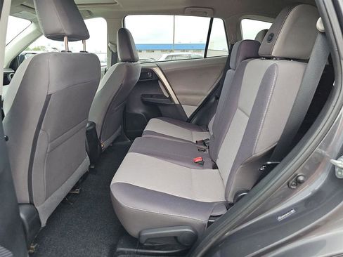 Used 2013 Toyota RAV4 XLE FWD image 19