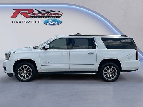 Used 2020 GMC Yukon XL Denali image 1
