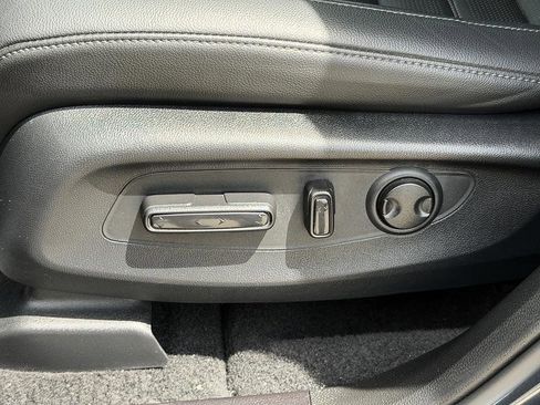 Used 2025 Honda CR-V EX-L image 23