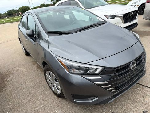 Used 2025 Nissan Versa S w/ Trunk Package FWD image 6