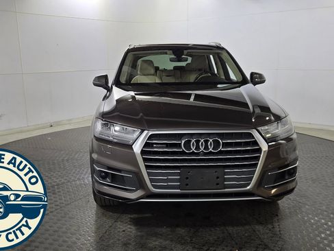 Used 2019 Audi Q7 2.0T Premium Plus w/ Premium Plus Package AWD/4WD image 2