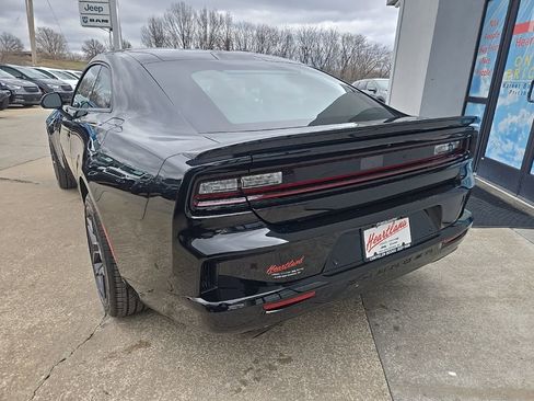New 2026 Dodge Charger Scat Pack w/ Blacktop Package AWD/4WD image 9