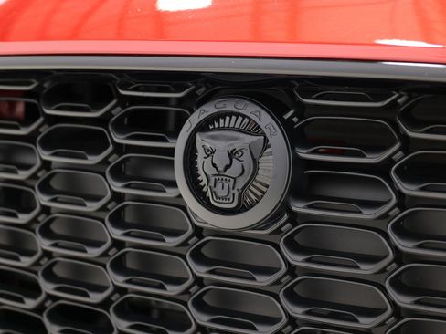 Used 2024 Jaguar F-TYPE R image 69