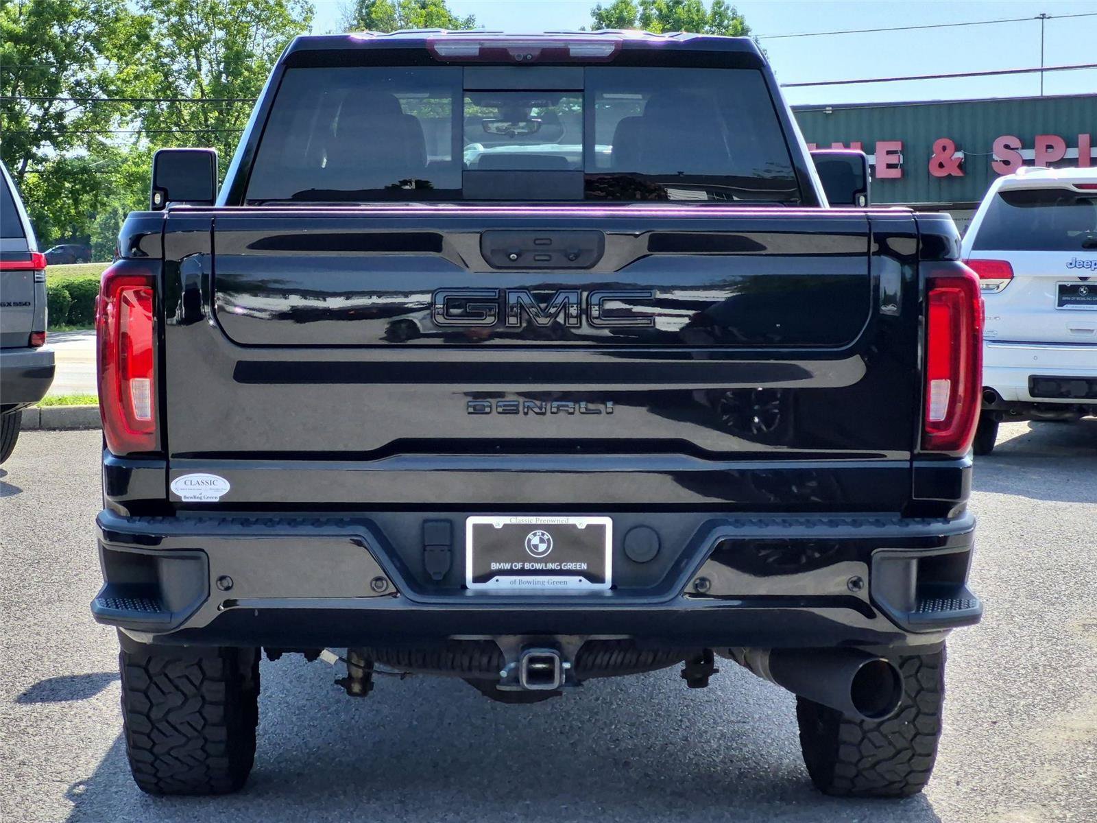 Used 2021 GMC Sierra 2500 Denali w/ Denali Black Diamond Edition AWD/4WD image 4