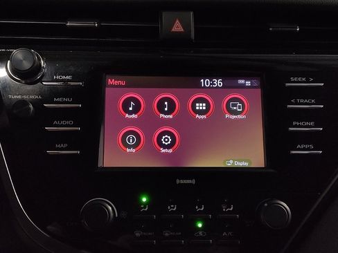 Used 2020 Toyota Camry LE image 25