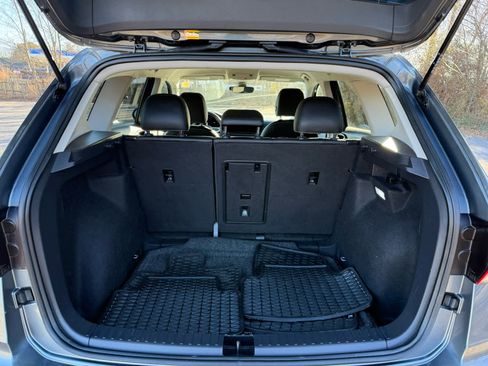 Certified 2024 Volkswagen Taos SE image 13