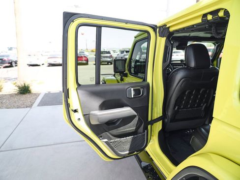 Used 2023 Jeep Wrangler Unlimited Rubicon 392 w/ Xtreme Recon 35" Tire Package AWD/4WD image 14