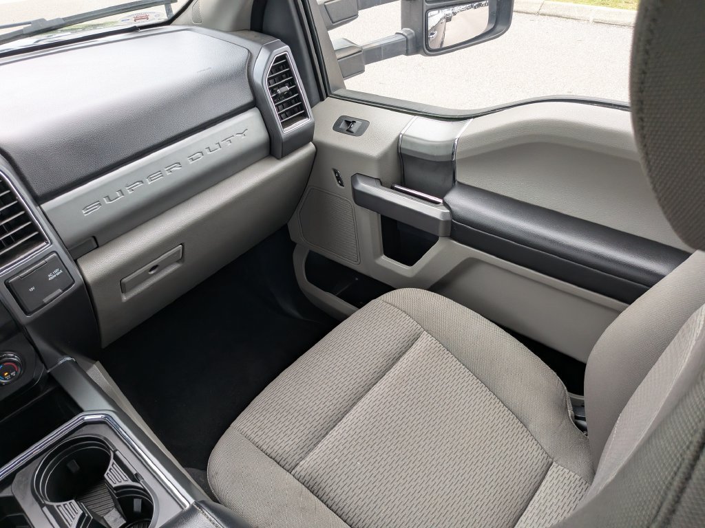 Used 2022 Ford F250 XLT w/ XLT Premium Package AWD/4WD image 19