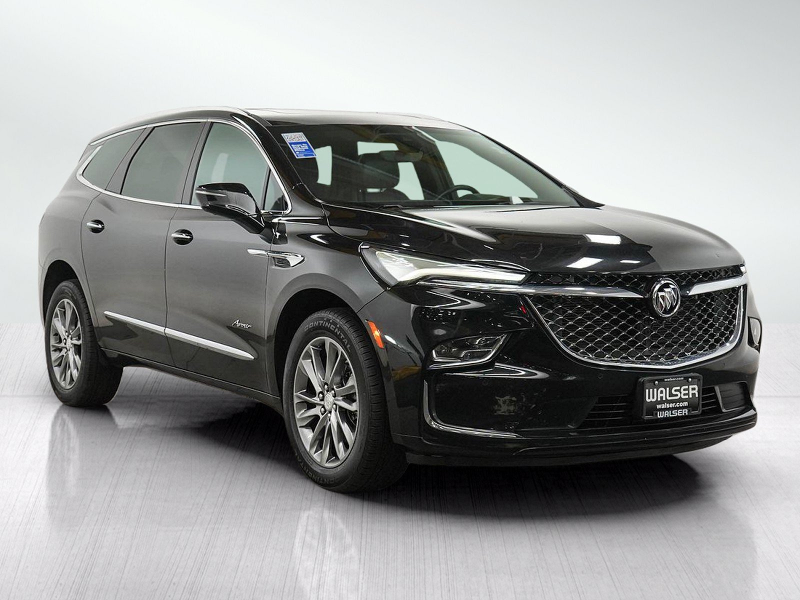 Used 2022 Buick Enclave Avenir w/ Avenir Technology Package AWD/4WD image 7