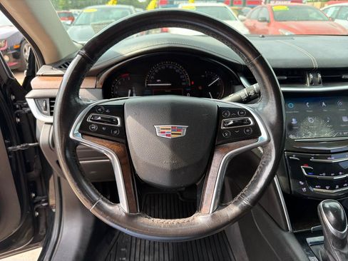 Used 2018 Cadillac XTS Luxury FWD image 13