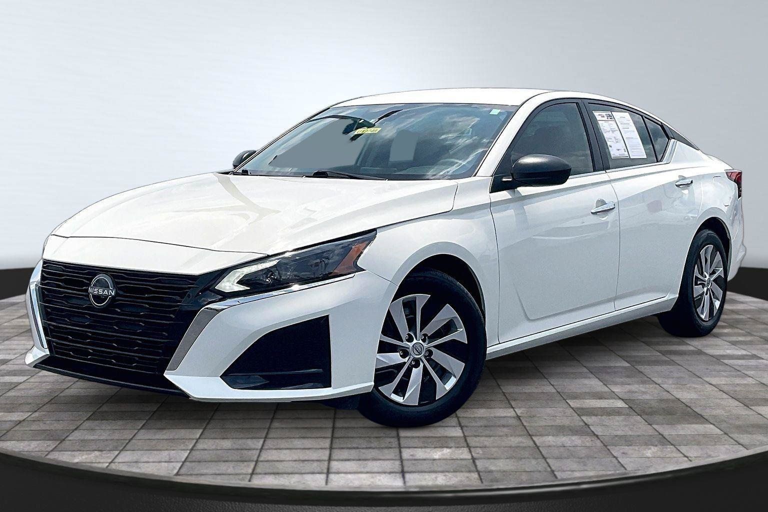 Certified 2025 Nissan Altima 2.5 S FWD image 13