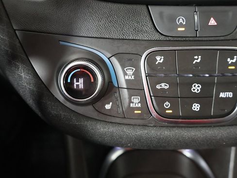 Used 2024 Chevrolet Malibu LT image 41