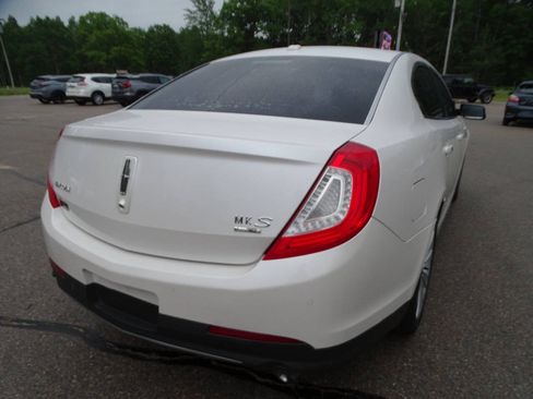 Used 2013 Lincoln MKS AWD image 11
