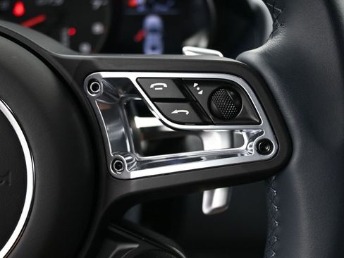 Used 2025 Porsche 718 Cayman GT4 image 12