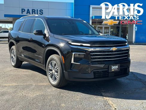 New 2026 Chevrolet Traverse LT w/ Driver Confidence Package image 1