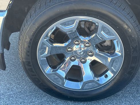 Used 2023 RAM 1500 Big Horn AWD/4WD image 9