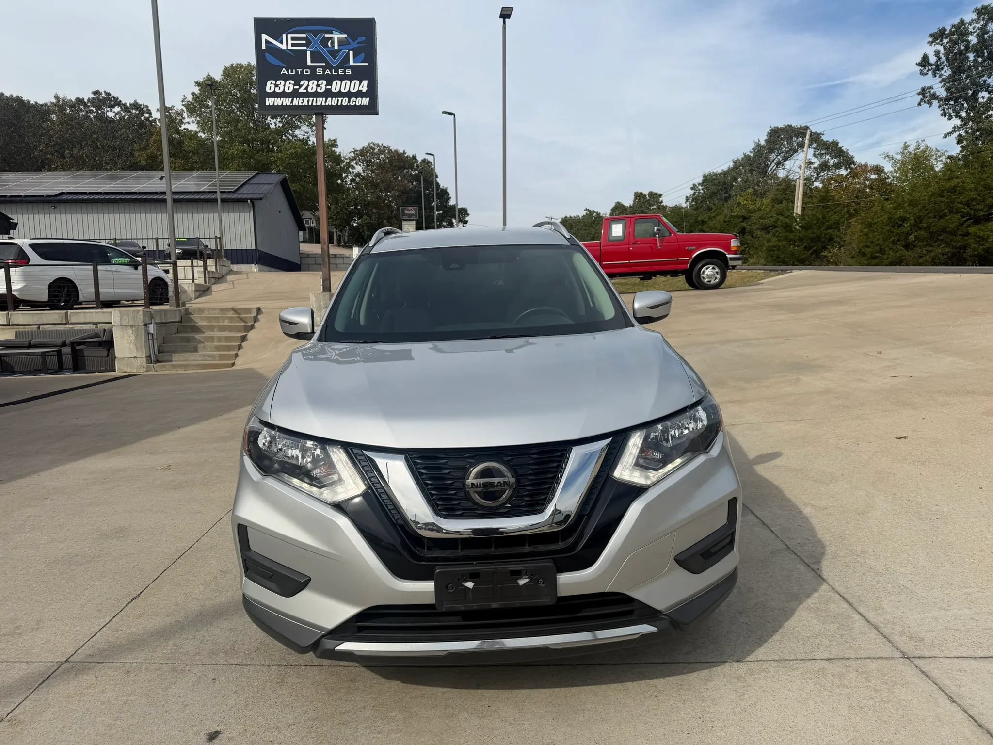 Used 2020 Nissan Rogue SV AWD/4WD image 4