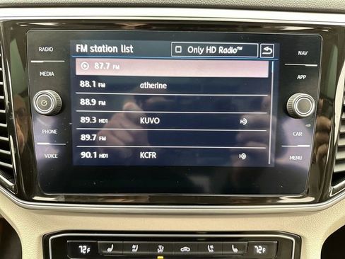 Used 2019 Volkswagen Atlas SEL Premium image 16